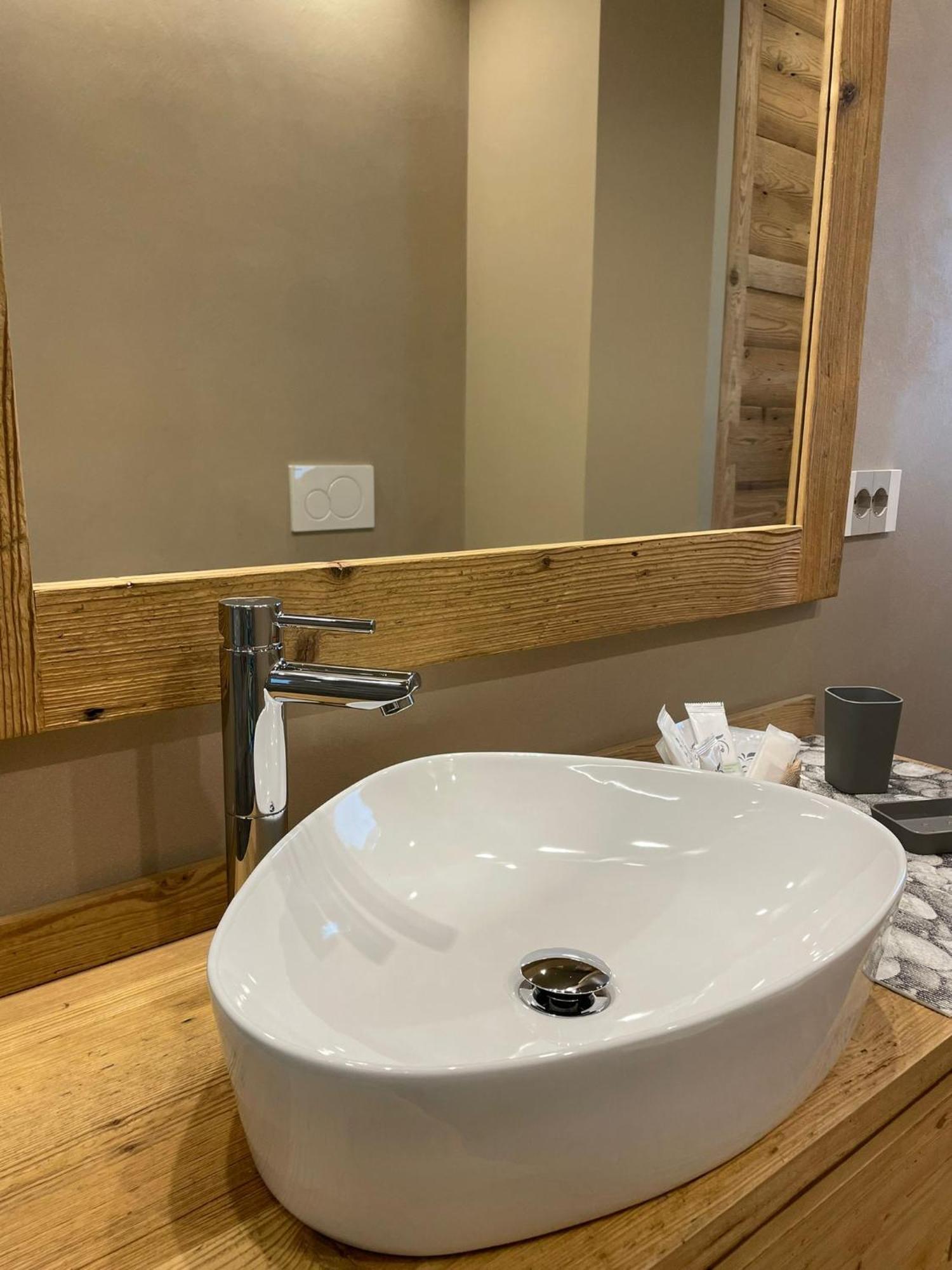 Trilogy Apartment Aosta Dış mekan fotoğraf