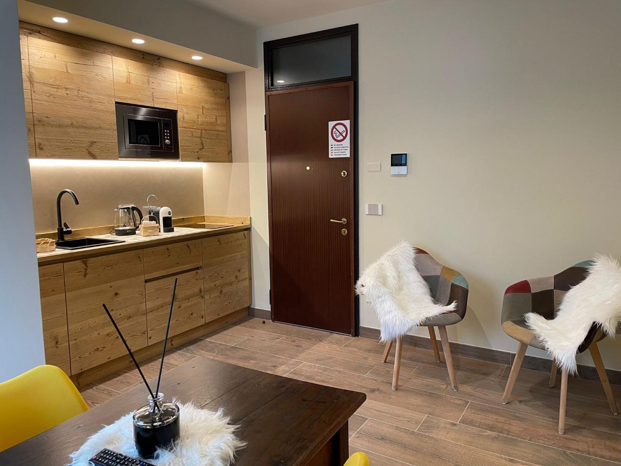 Trilogy Apartment Aosta Dış mekan fotoğraf